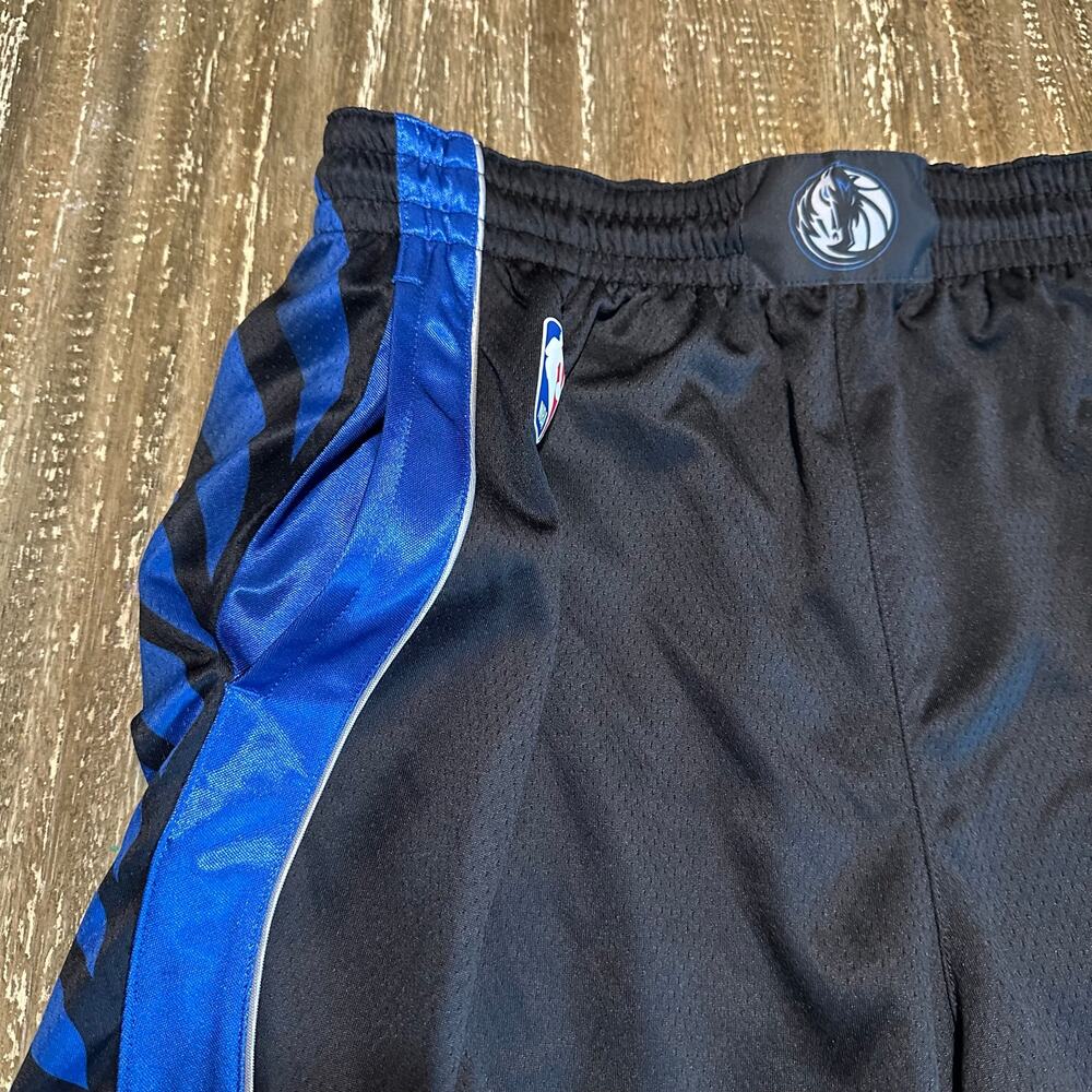 Nike Dallas Mavericks City Edition 25-26 Pegasus Basketball Shorts Men’s XL - Picture 2 of 10